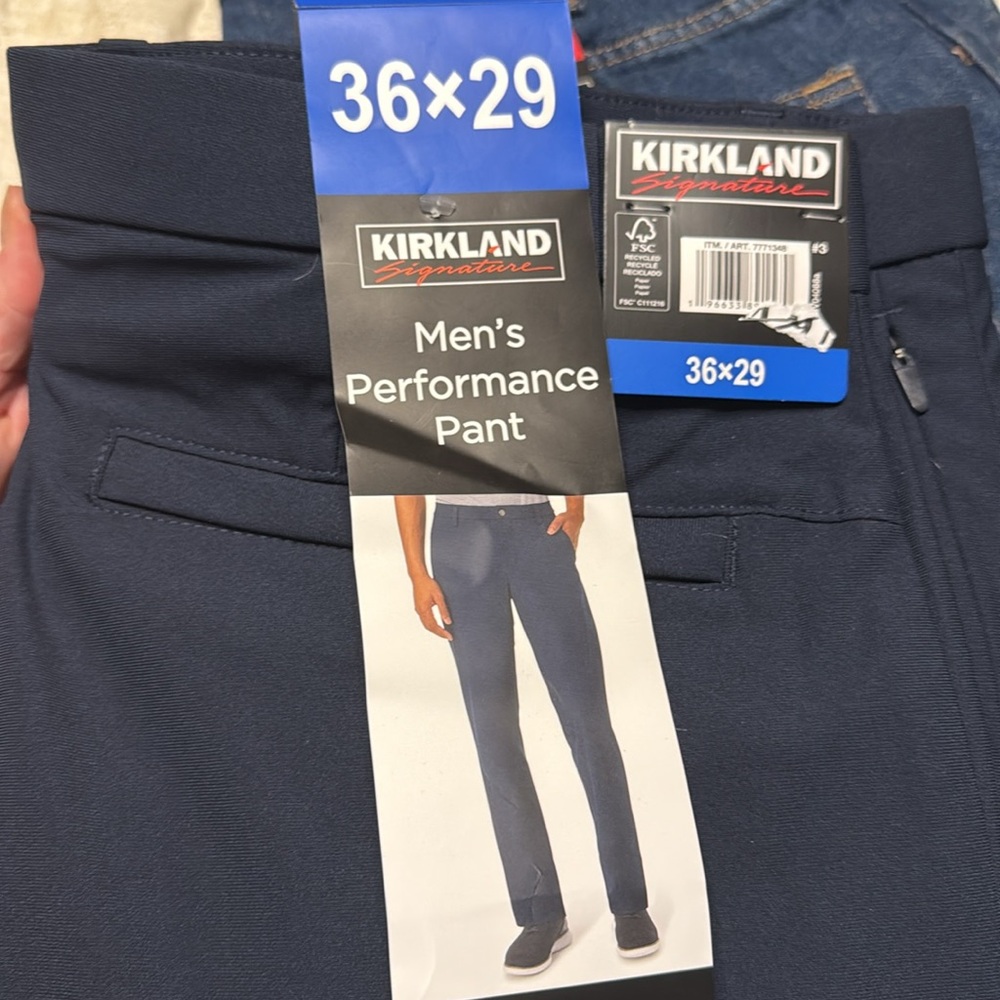 Kirkland Signature Blue Performance Pants NEW 36x29 - Picture 2 of 2